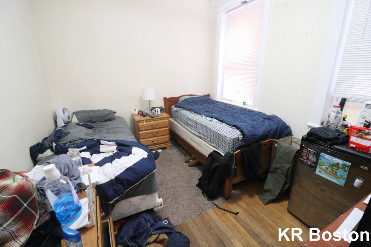 Apartment for rent at 463 Park Dr #17, Boston, MA 02215