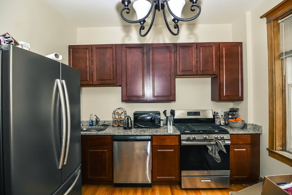 Apartment for rent at 852 Leavitt #5, Chicago, IL 60622