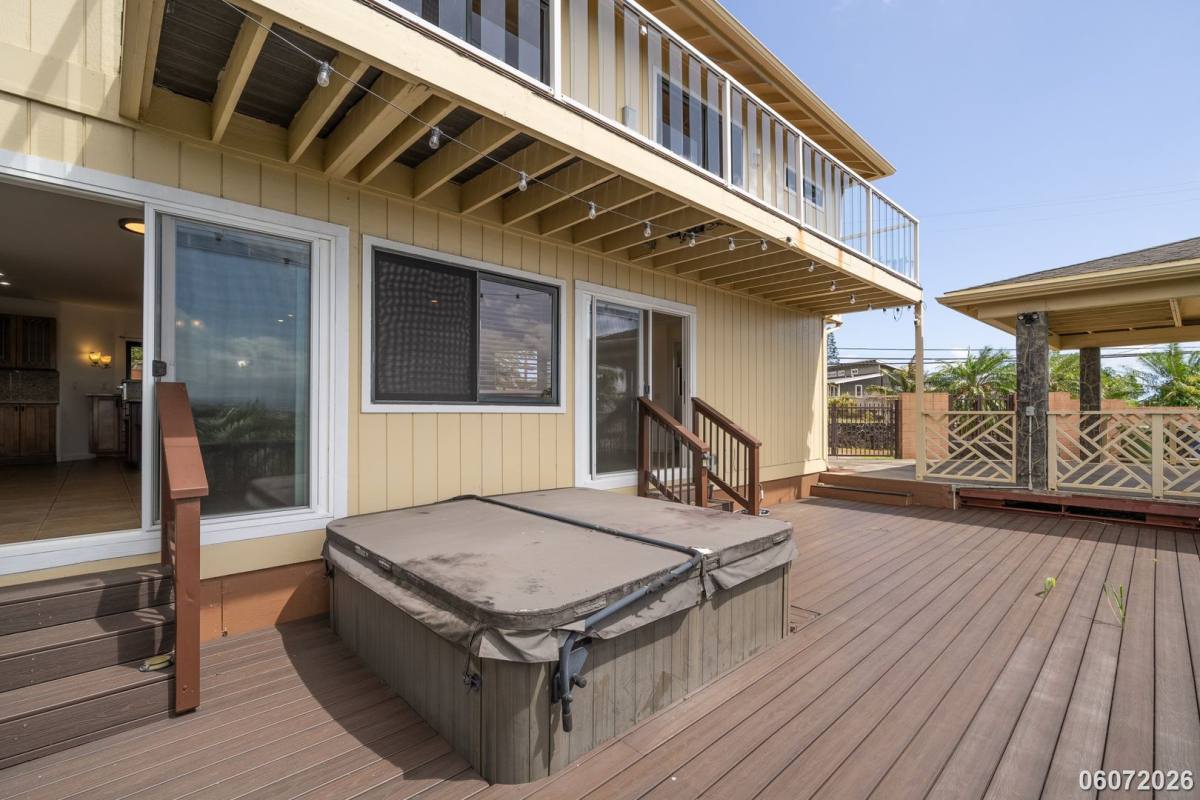 House for rent at 99-1106 Halawa Heights Rd, Aiea, HI 96701