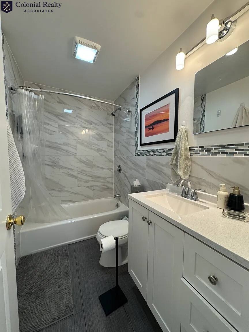 Apartment for rent at 47 Cameron St #2, Brookline, MA 02446