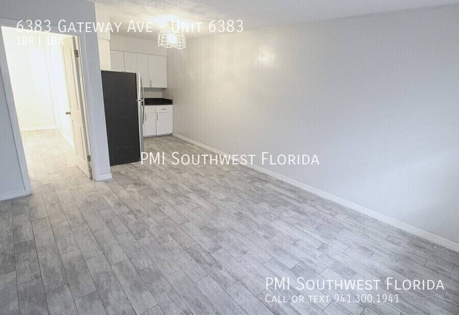 Condo for rent at 6383 Gateway Ave, Sarasota, FL 34231