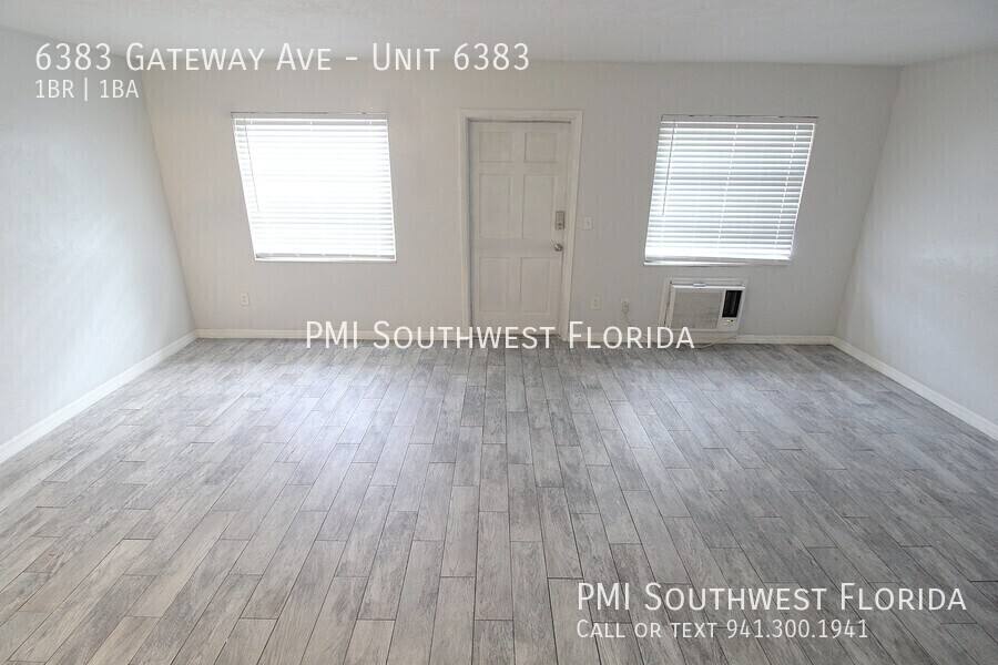 Condo for rent at 6383 Gateway Ave, Sarasota, FL 34231