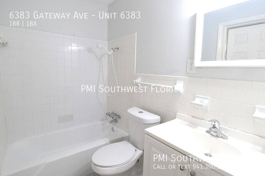 Condo for rent at 6383 Gateway Ave, Sarasota, FL 34231