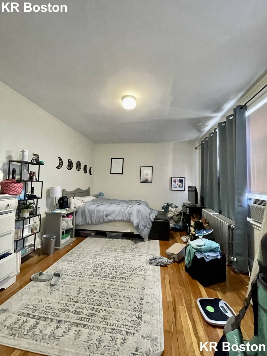 Apartment for rent at 1626 Commonwealth Ave #27, Brighton, MA 02135
