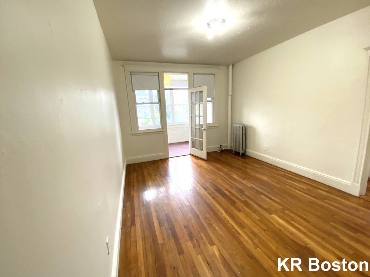 Apartment for rent at 1626 Commonwealth Ave #8, Brighton, MA 02135