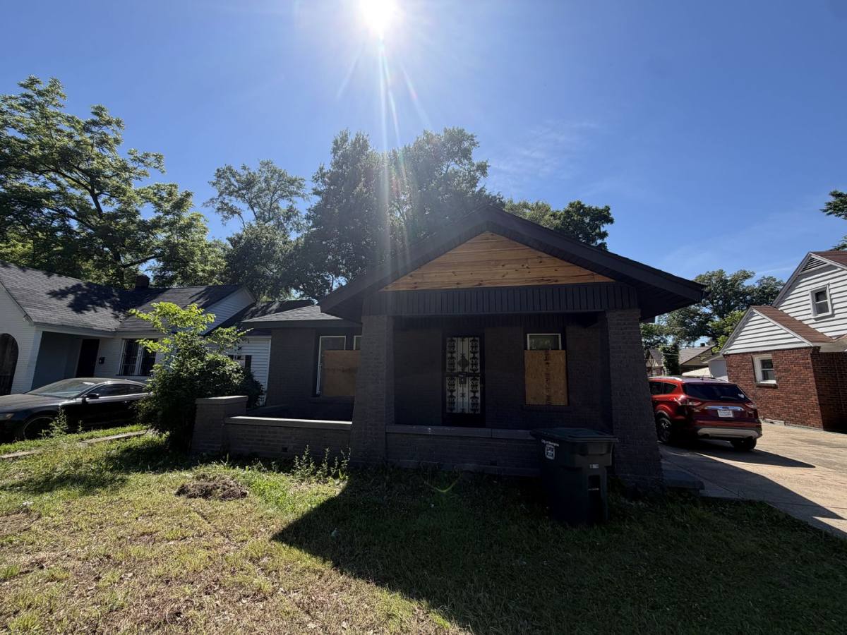 House for rent at 625 N Hollywood St, Memphis, TN 38112