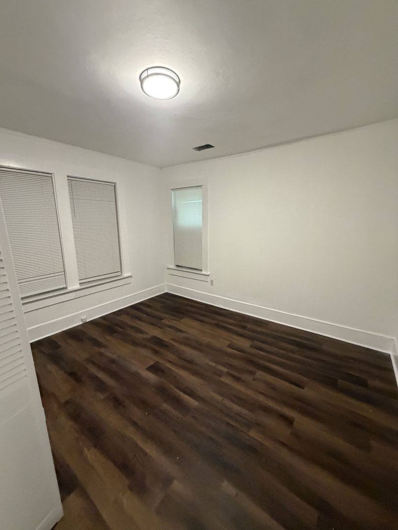 House for rent at 625 N Hollywood St, Memphis, TN 38112