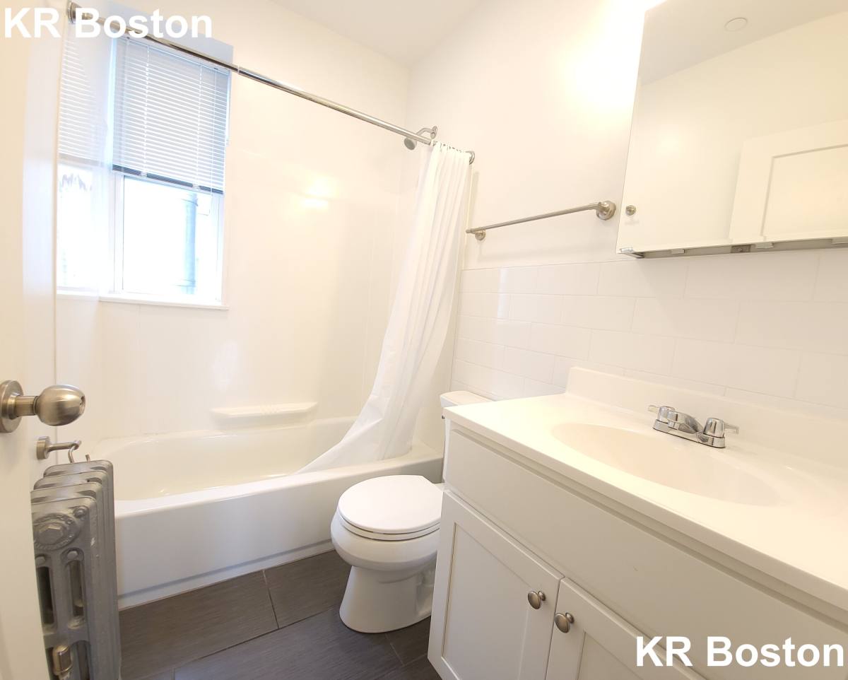Apartment for rent at 123 Sutherland Rd #L, Brighton, MA 02135