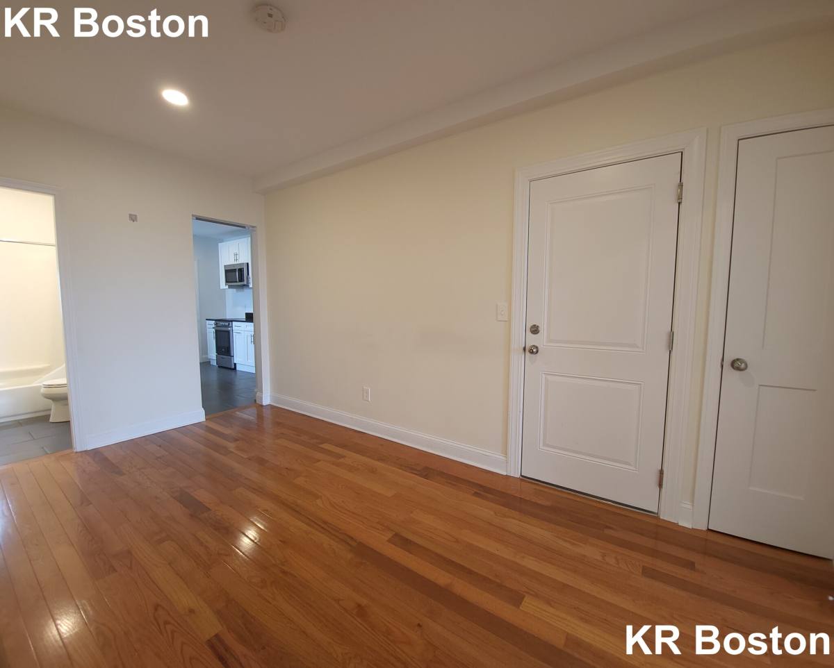Apartment for rent at 123 Sutherland Rd #L, Brighton, MA 02135