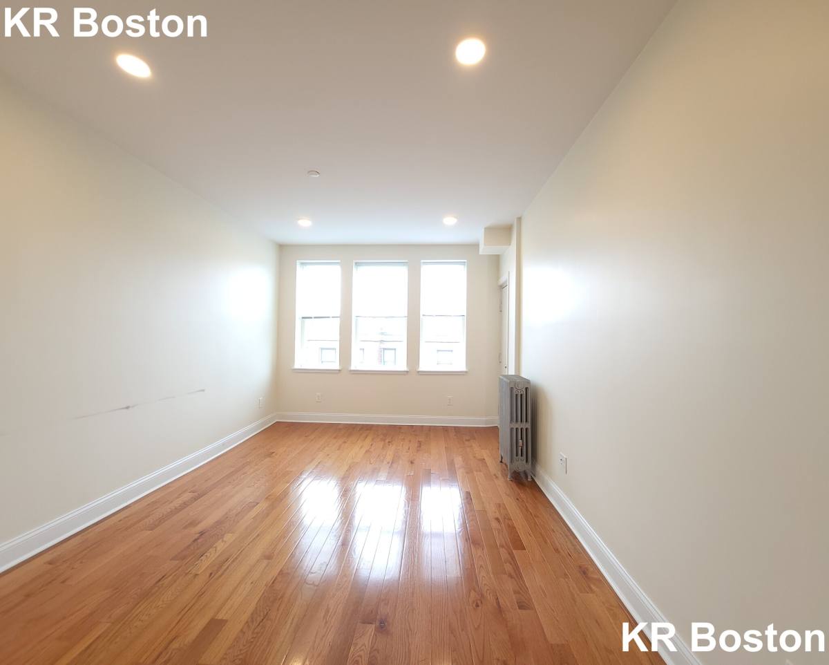 Apartment for rent at 123 Sutherland Rd #L, Brighton, MA 02135