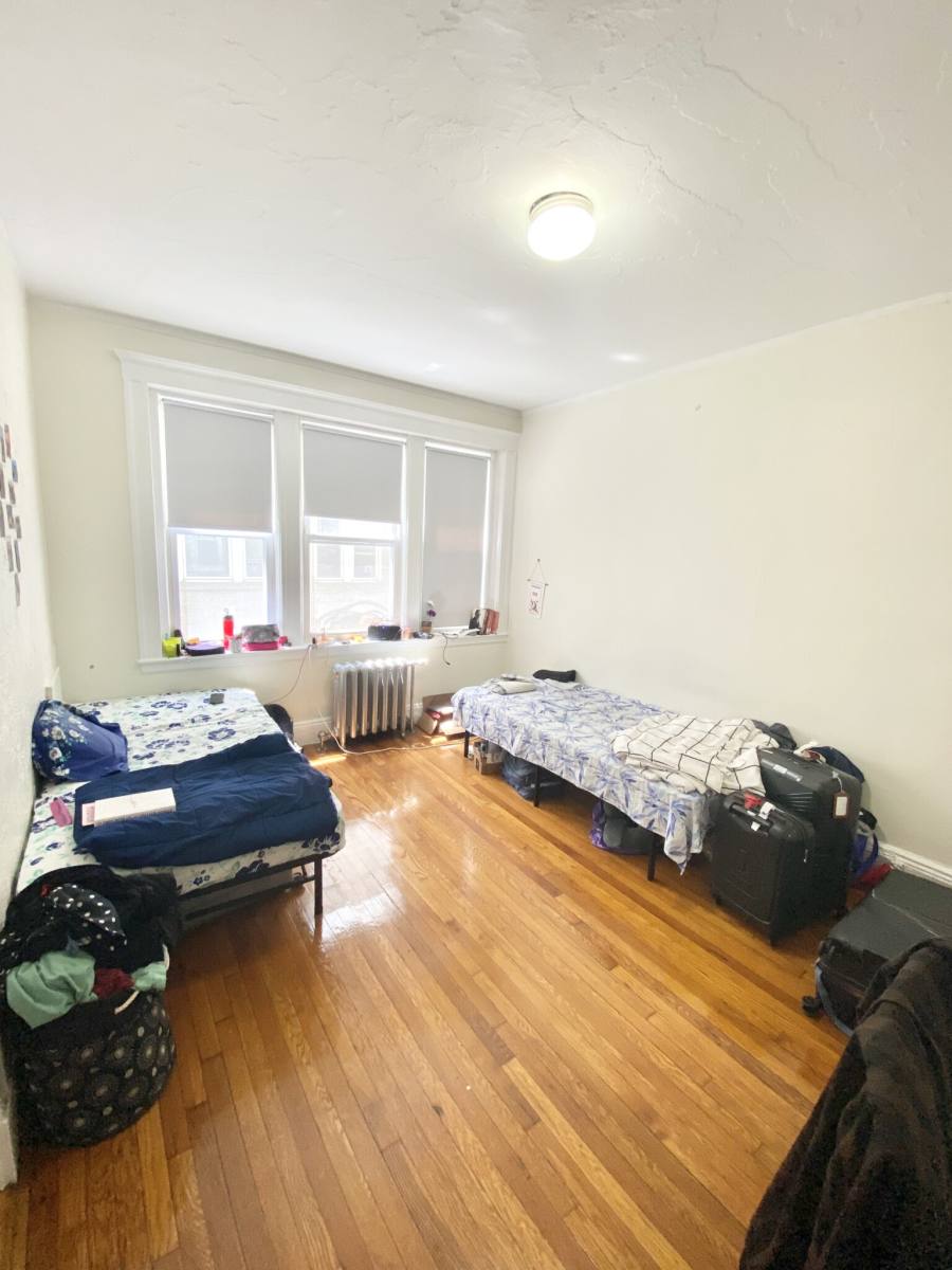 Apartment for rent at 1167 Boylston St #6, Boston, MA 02215