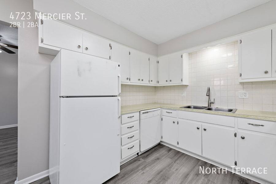 Apartment for rent at 4723 Mercier St, Kansas City, MO 64112