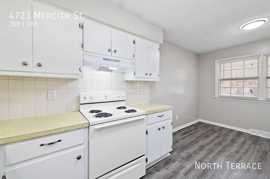 Apartment for rent at 4723 Mercier St, Kansas City, MO 64112