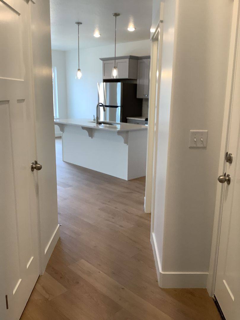 Townhouse for rent at 941 N Portman Way, Saratoga Springs, UT 84045