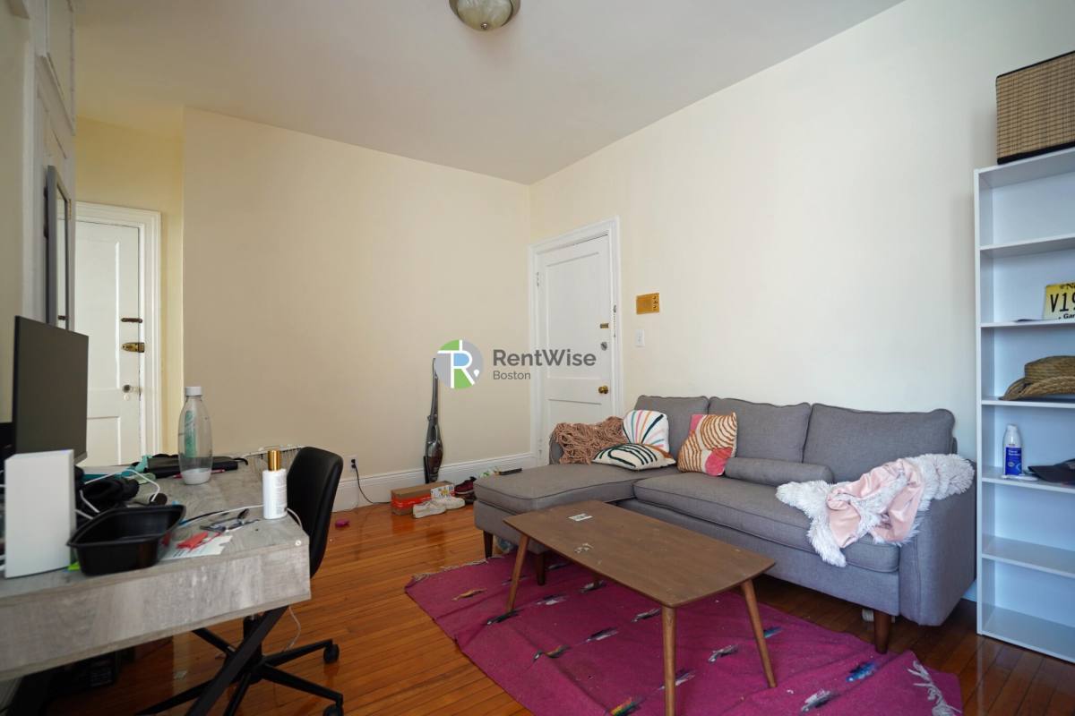 Apartment for rent at 1212 Commonwealth Ave #12, Allston, MA 02134