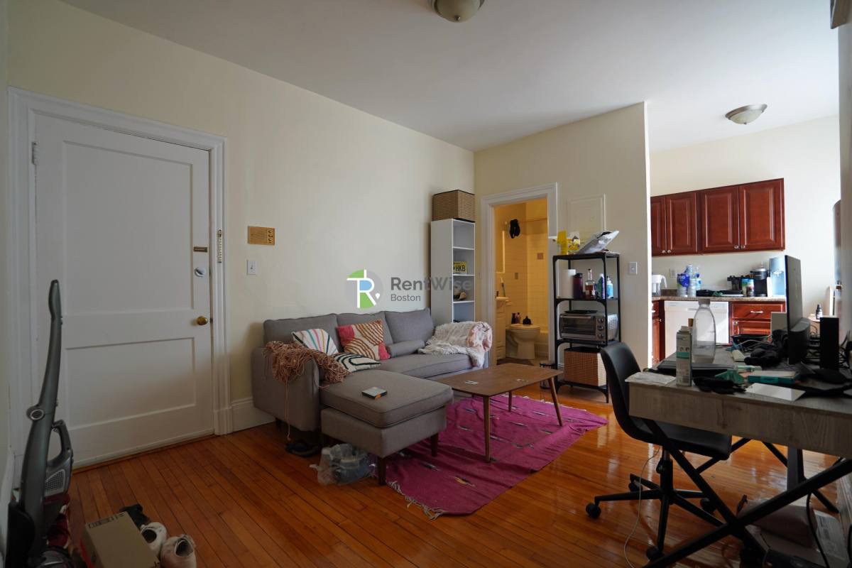 Apartment for rent at 1212 Commonwealth Ave #12, Allston, MA 02134
