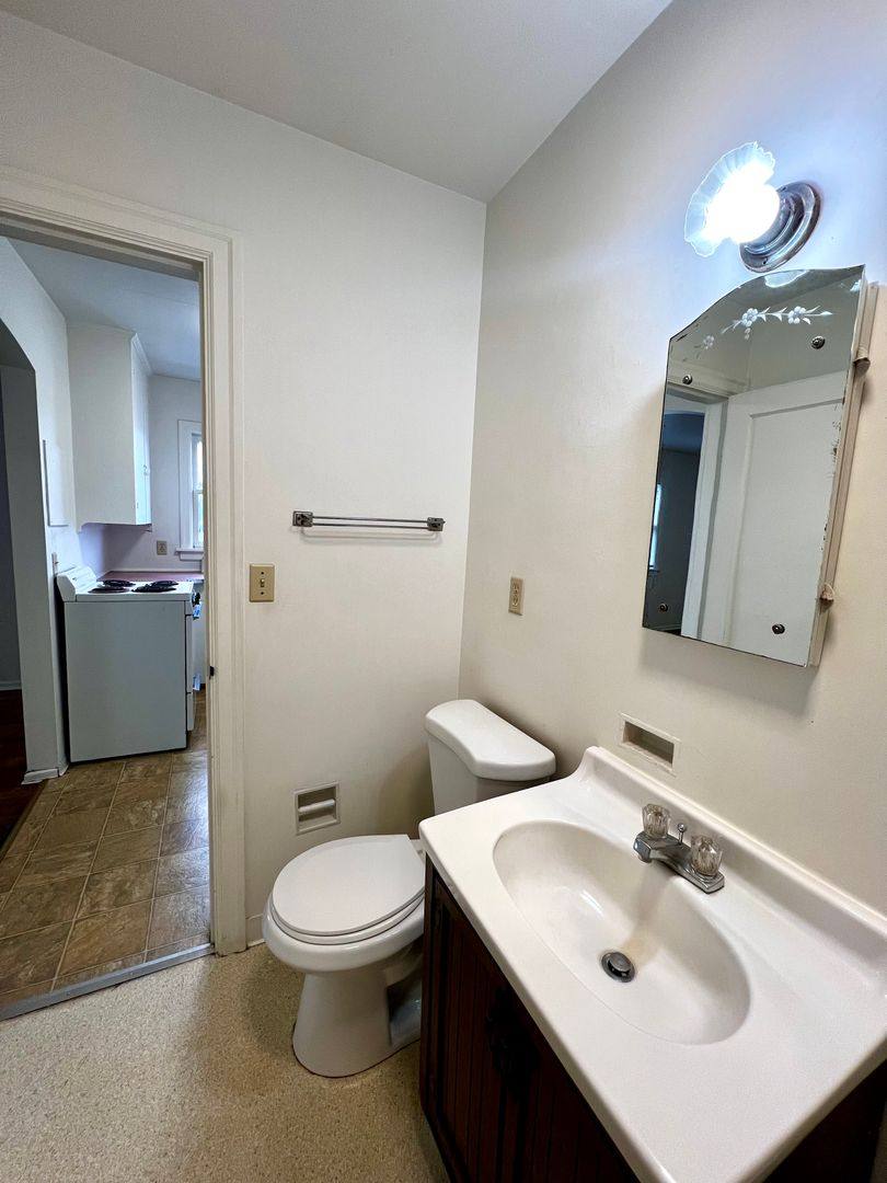 Apartment for rent at 207 S 9th Ave, Yakima, WA 98902