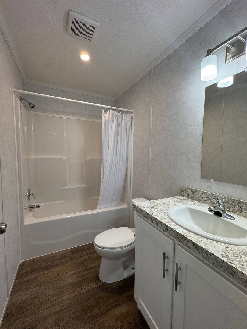 Apartment for rent at 465 Royal Manor Rd #6, Easton, PA 18042