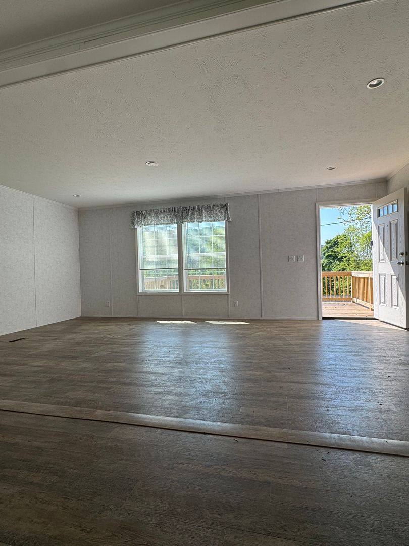 Apartment for rent at 465 Royal Manor Rd #6, Easton, PA 18042