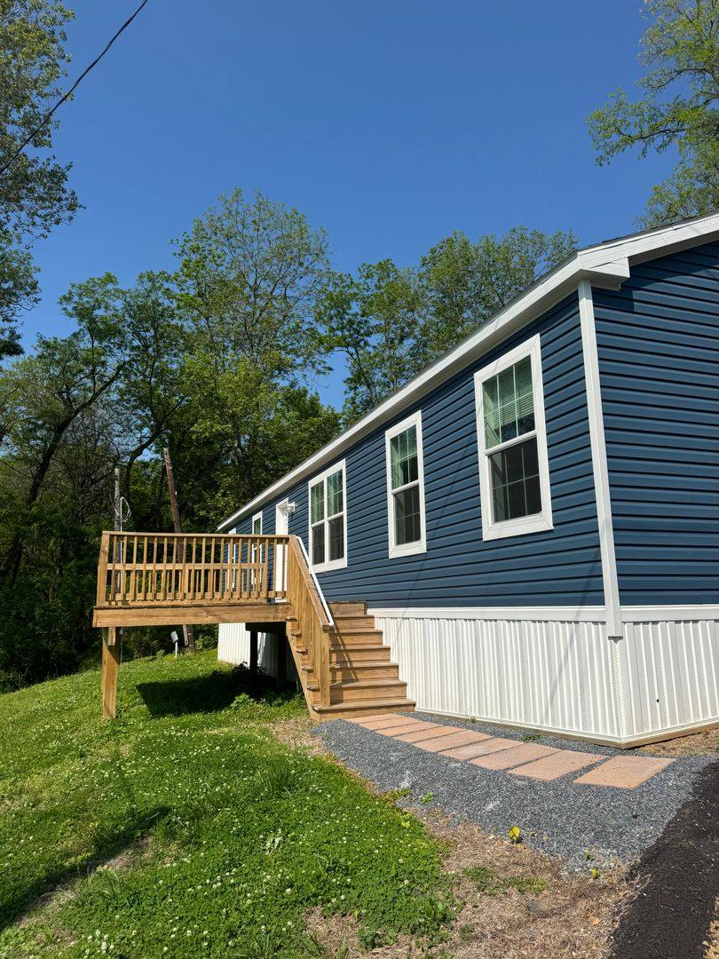 Apartment for rent at 465 Royal Manor Rd #6, Easton, PA 18042