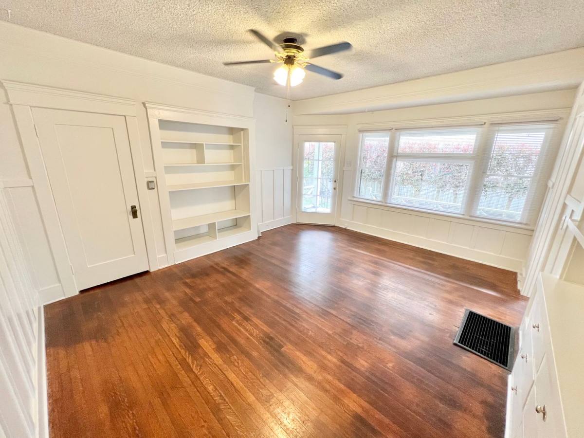 Apartment for rent at 2016-2020 E 3rd St, Long Beach, CA 90814