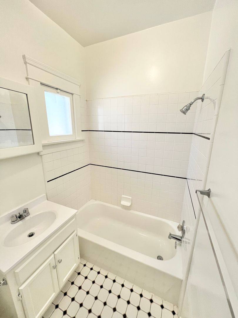 Apartment for rent at 2016-2020 E 3rd St, Long Beach, CA 90814