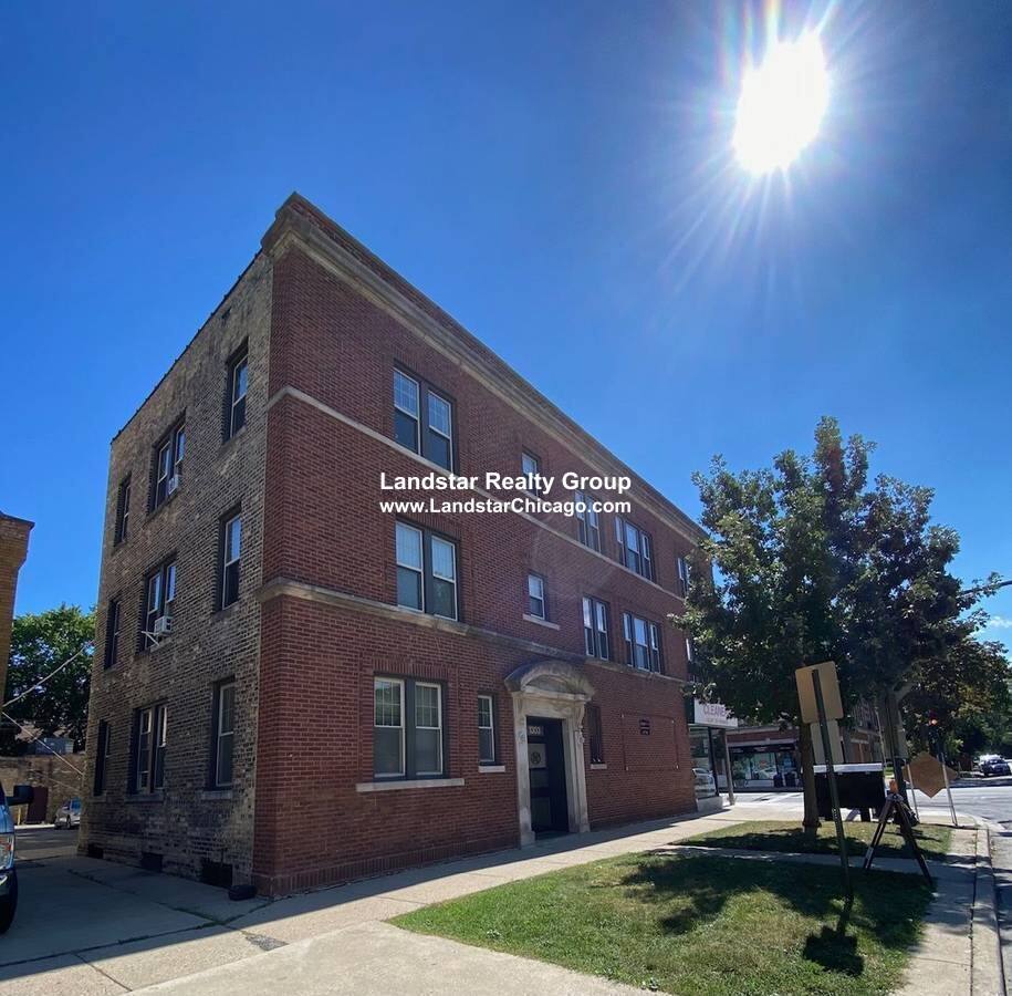 Apartment for rent at 1303 Elmwood #101, Evanston, IL 60201