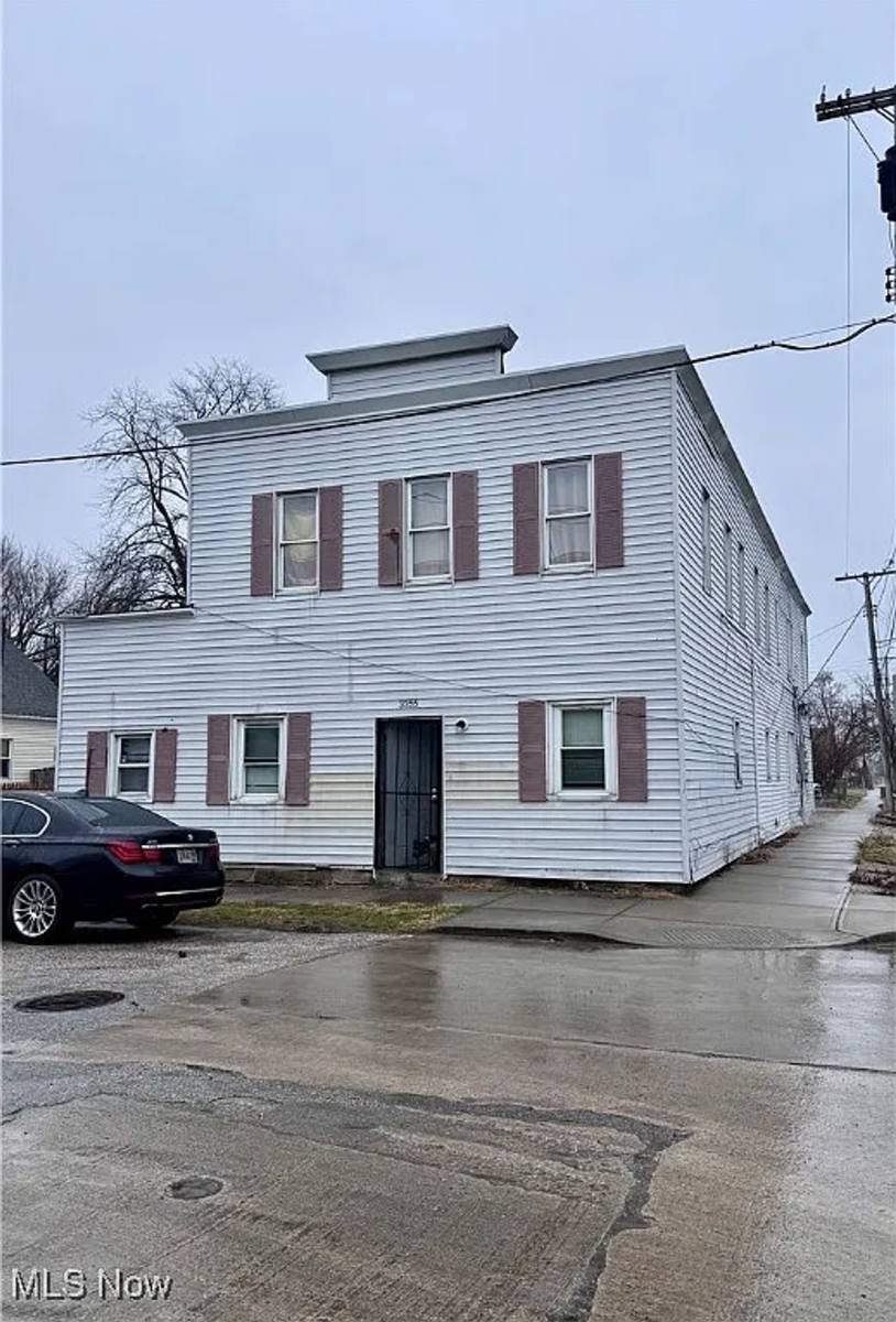 Apartment for rent at 3355 W 43rd St, Cleveland, OH 44109