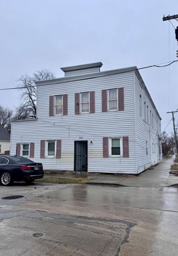 Apartment for rent at 3355 W 43rd St, Cleveland, OH 44109