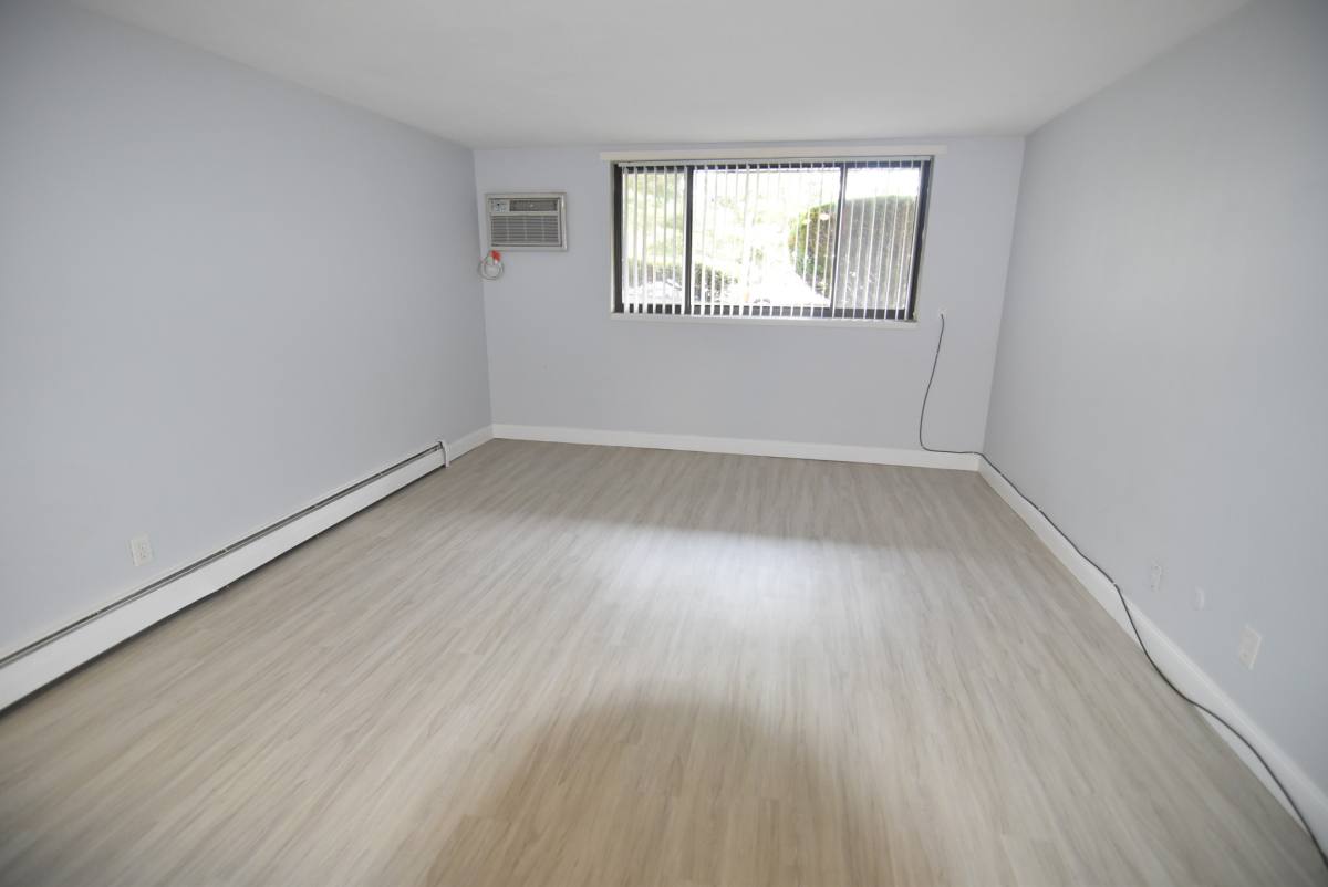 Apartment for rent at 16 Whites Ave #15, Watertown, MA 02472
