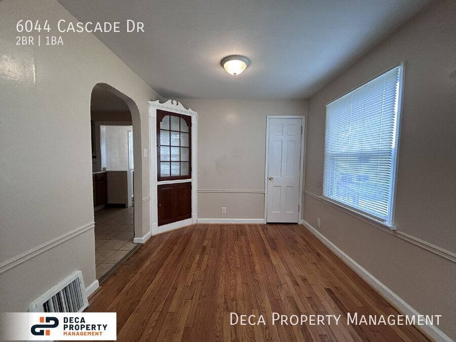 House for rent at 6044 Cascade Dr, Saint Louis, MO 63134