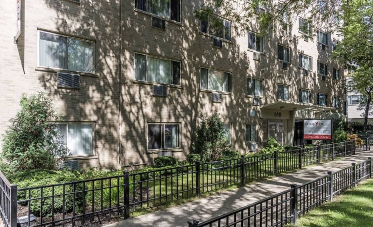 Apartment for rent at 640 W Sheridan Rd #640314, Chicago, IL 60613