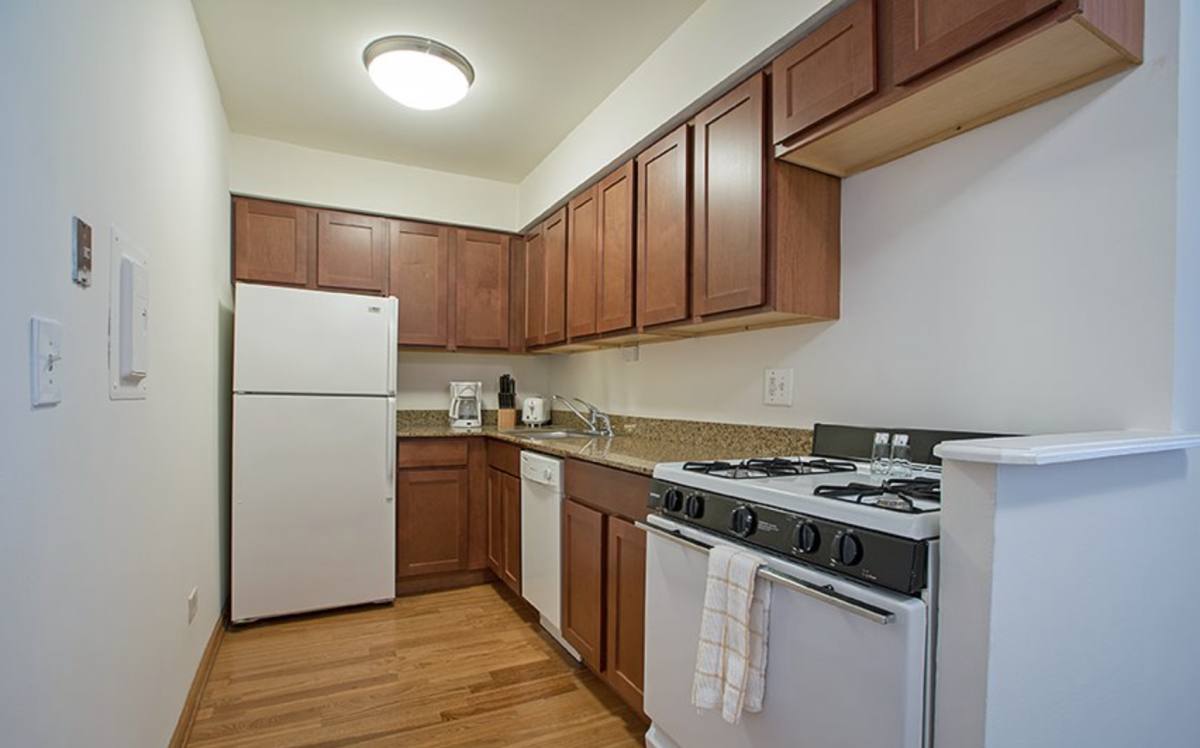 Apartment for rent at 640 W Sheridan Rd #640314, Chicago, IL 60613