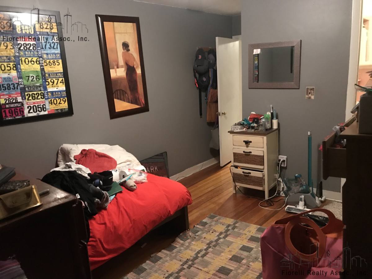 Apartment for rent at 39 Charter St #4F, Boston, MA 02113