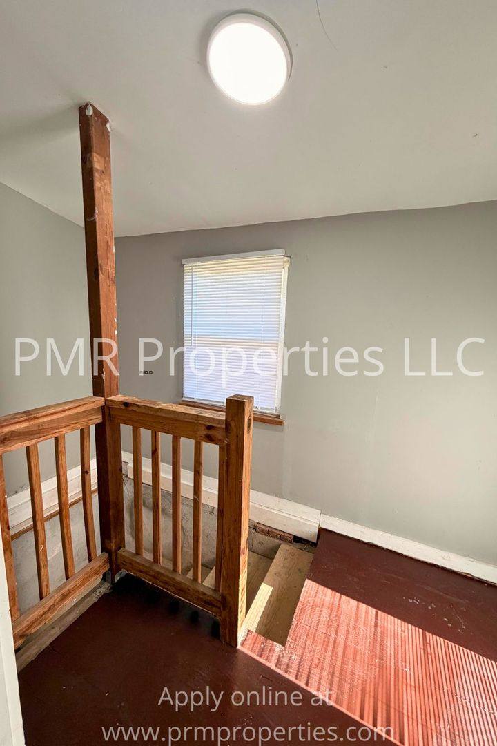 House for rent at 5922 N 28th Ave, Omaha, NE 68111