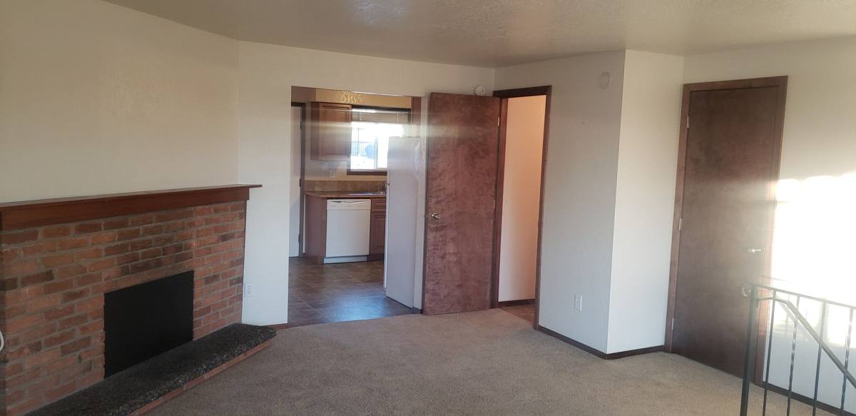 Apartment for rent at 603-609 E Kiernan Ave, Spokane, WA 99207