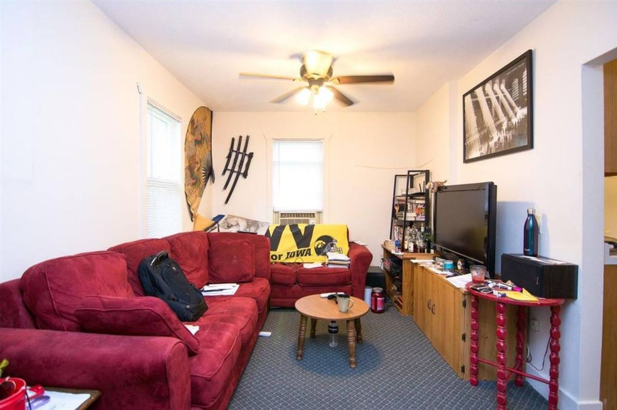 House for rent at 1115 S 1st Ave, Iowa City, IA 52240