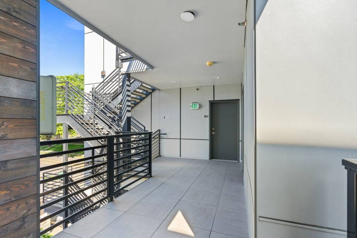 Apartment for rent at 1427 NW 65th St, Seattle, WA 98117