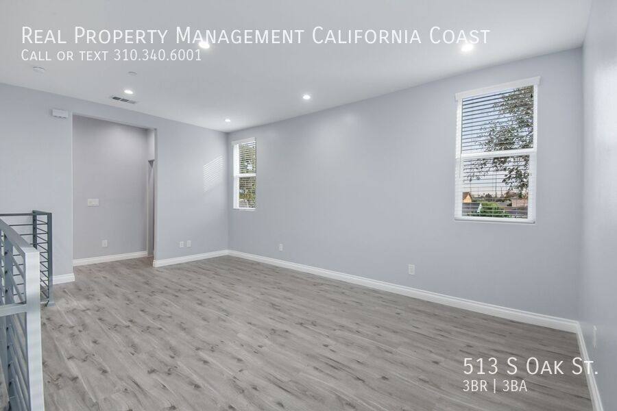 House for rent at 513 S Oak St, Inglewood, CA 90301