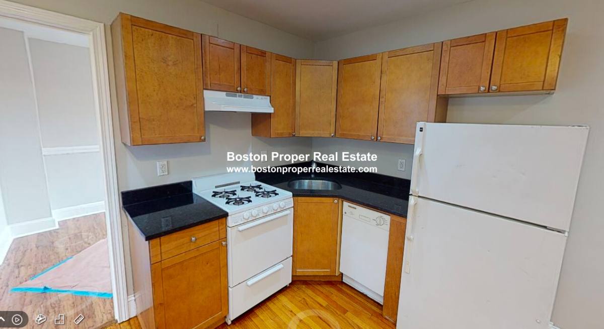 Apartment for rent at 220 Hanover St #23, Boston, MA 02113