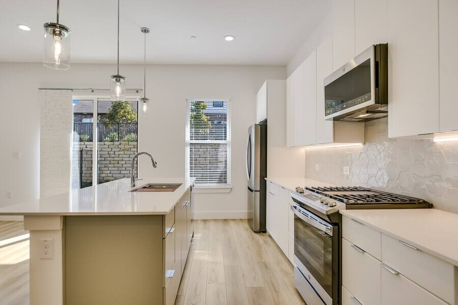 Townhouse for rent at 590 Old Mill Rd #108, Cedar Park, TX 78613