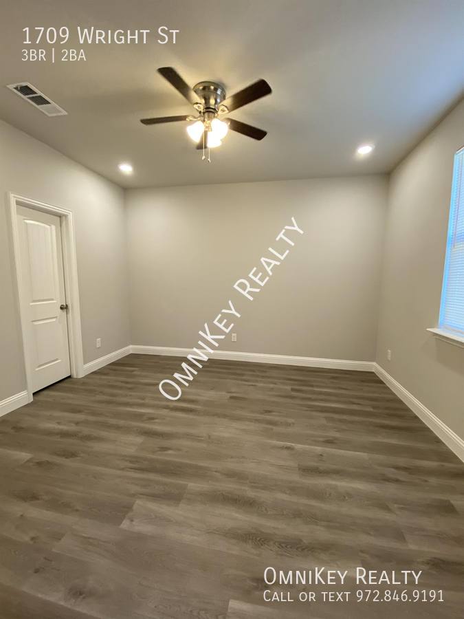 House for rent at 1709 Wright St, Greenville, TX 75401