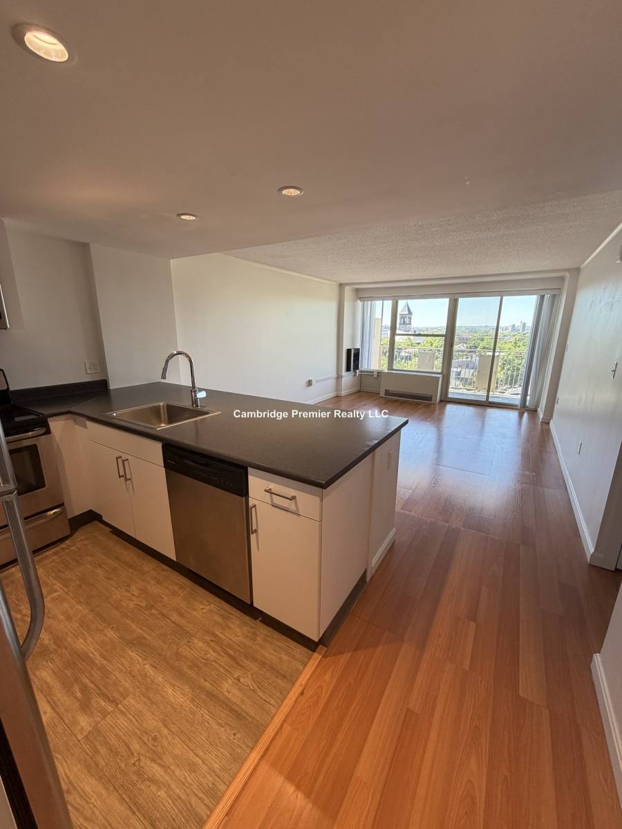Apartment for rent at 295 Harvard St #1006, Cambridge, MA 02139