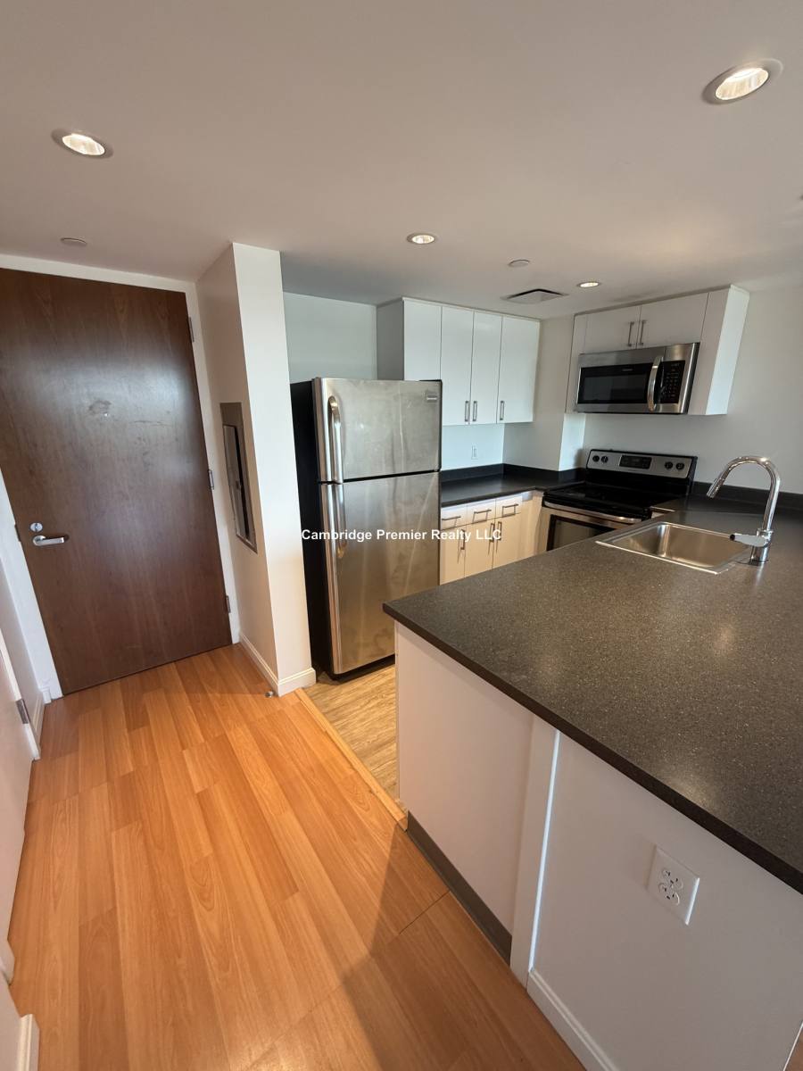 Apartment for rent at 295 Harvard St #1006, Cambridge, MA 02139