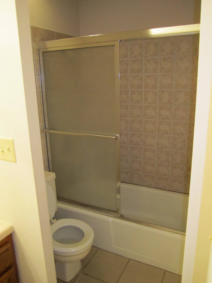 Apartment for rent at 901-909 Avalon Rd, Lawrence, KS 66044