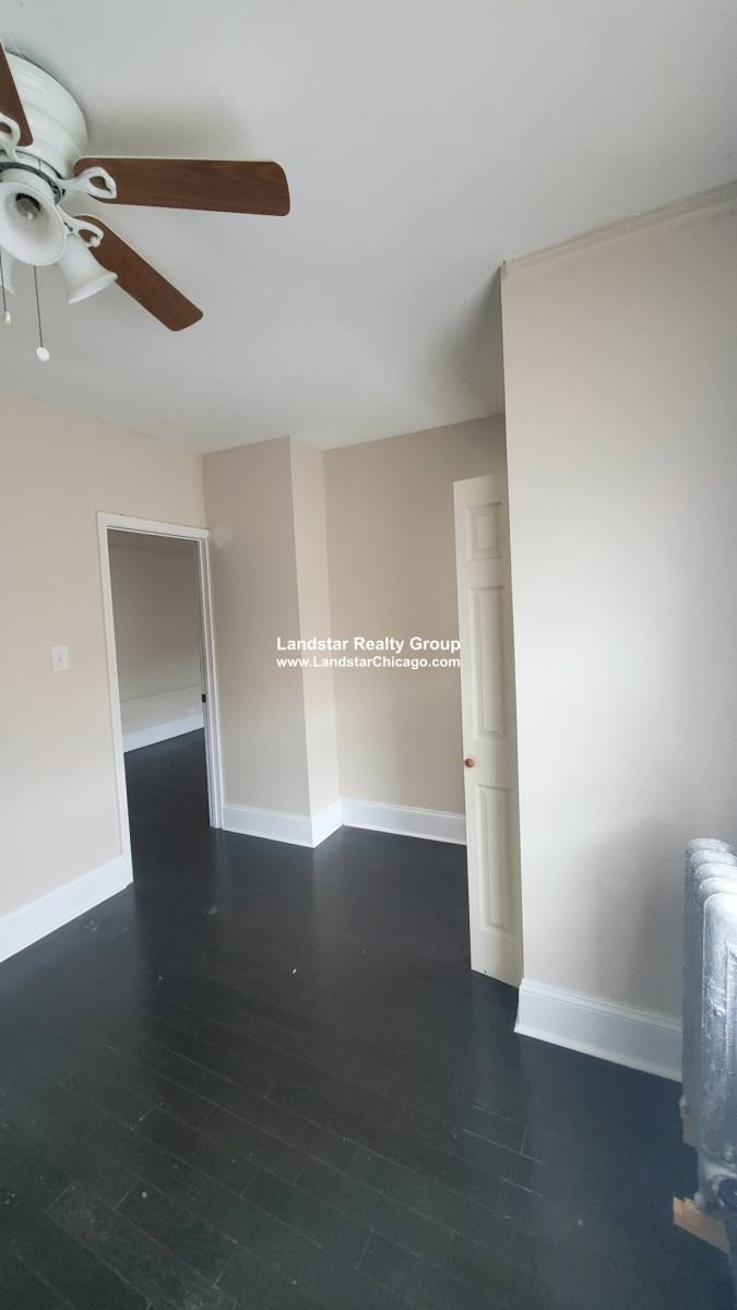 Apartment for rent at 1333 W Birchwood Ave #304, Chicago, IL 60626
