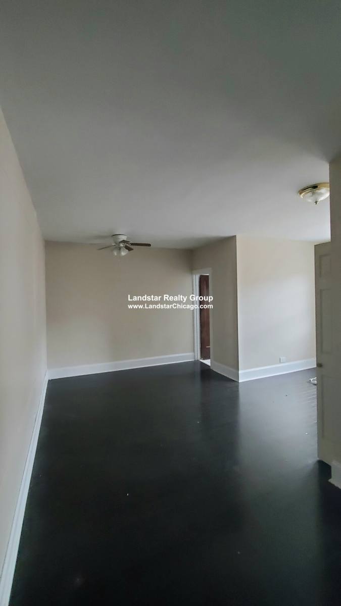 Apartment for rent at 1333 W Birchwood Ave #304, Chicago, IL 60626