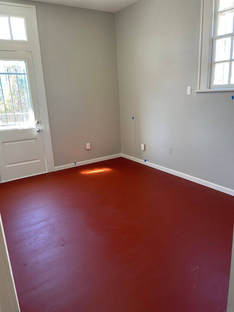 Apartment for rent at 2103-05 Baronne St, New Orleans, LA 70113