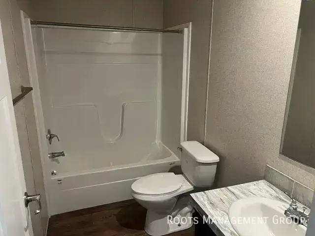Apartment for rent at 1421 Winona St #1421WN, Salina, KS 67401