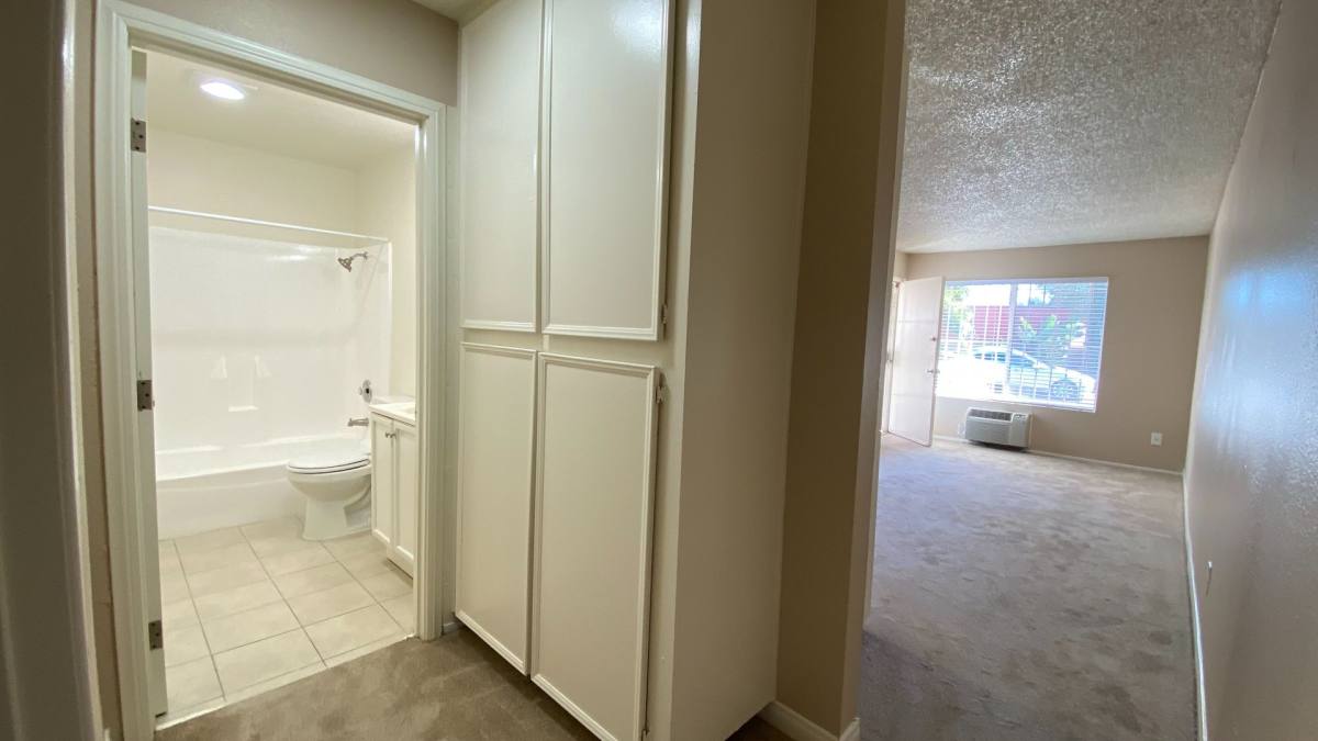 4058 51st St, San Diego, CA 92105 - Apartment for Rent - Image 5